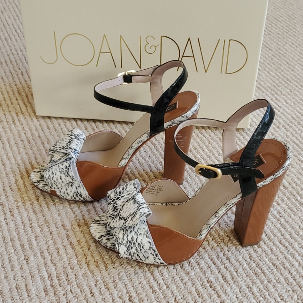 Joan & David size 7 High Heeled Sandals